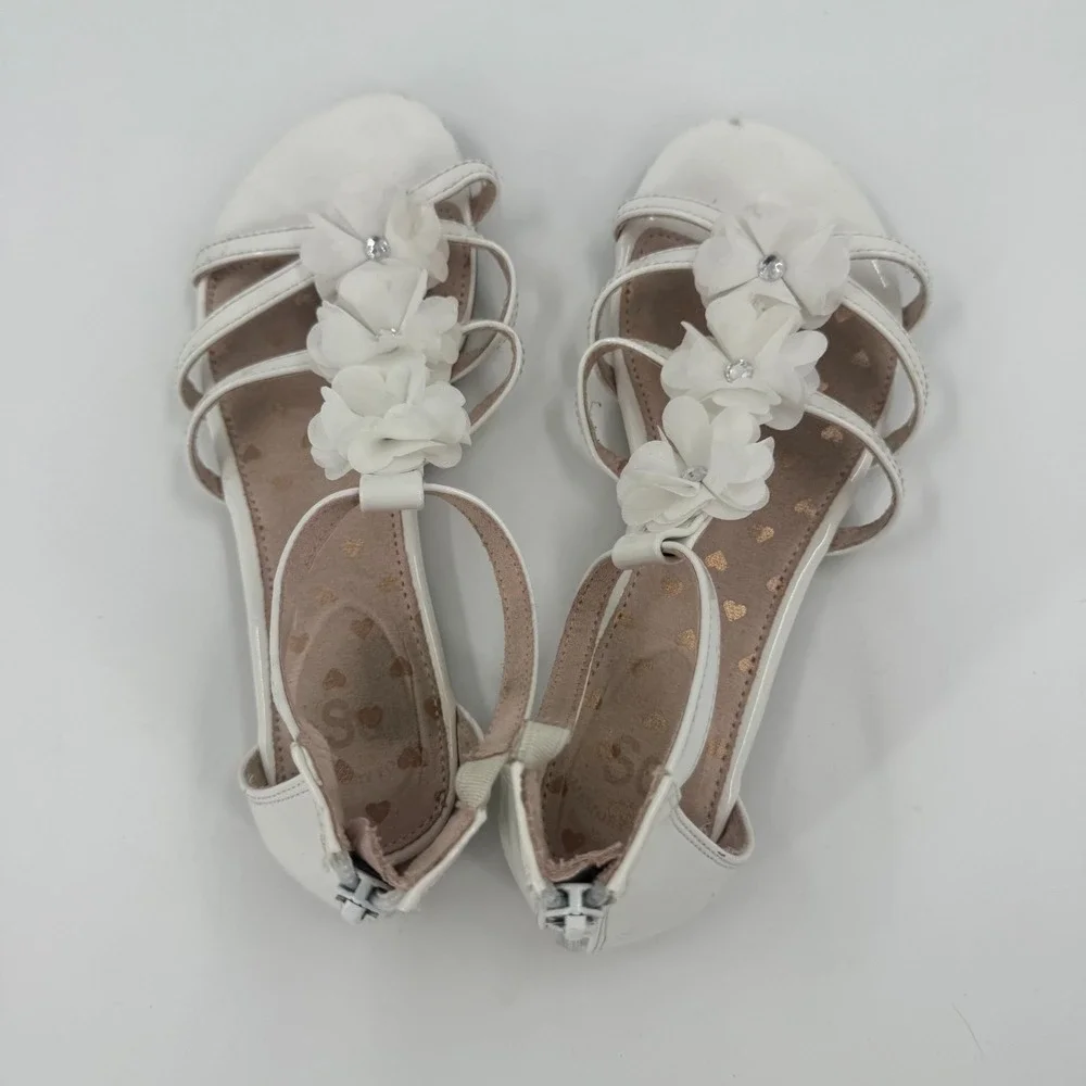 SO Gladiator Sandals Girl US 5M White Kenzie Flower Detail Memory Foam Back Zip